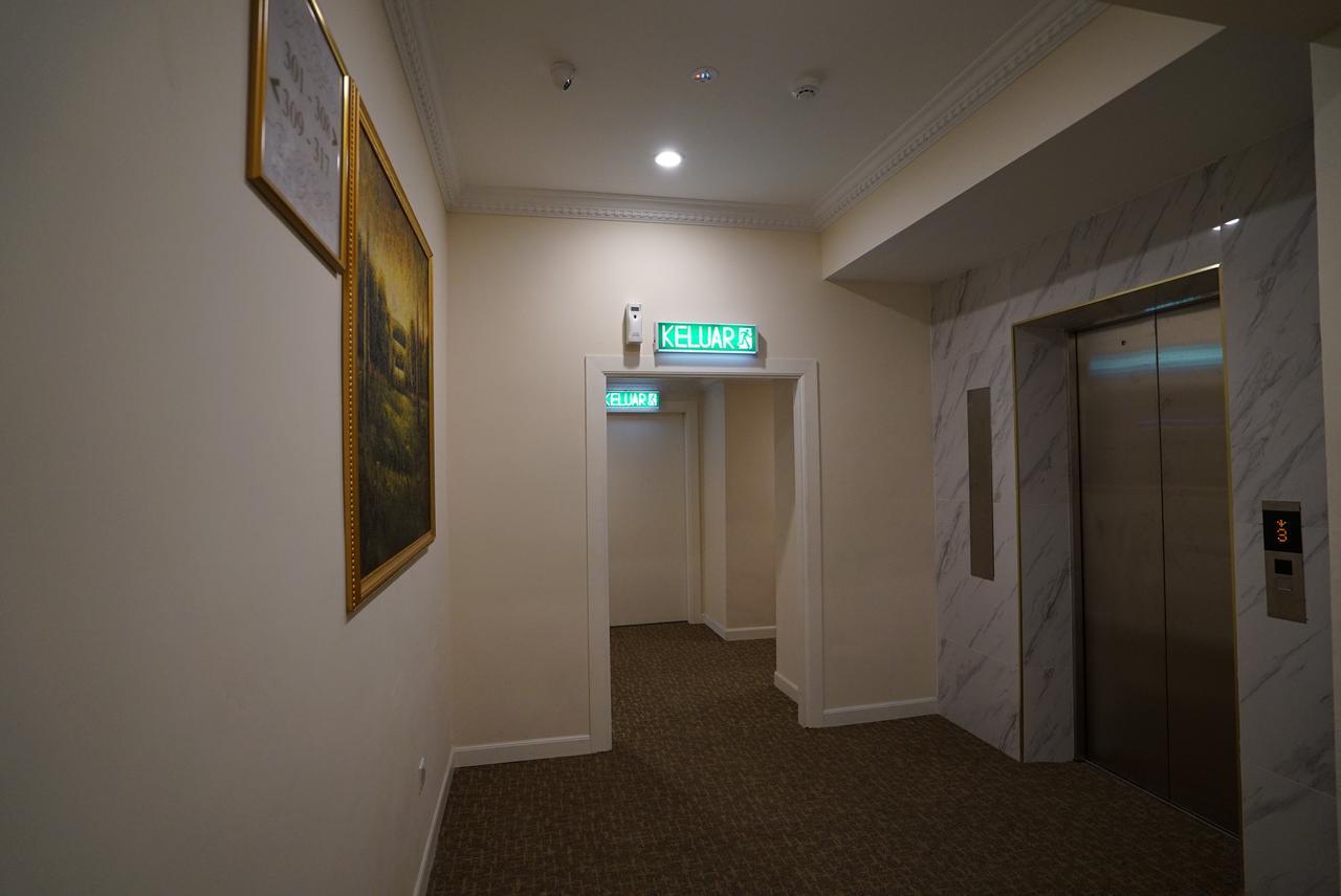 Ritzton Hotel Johor Bahru Exterior photo